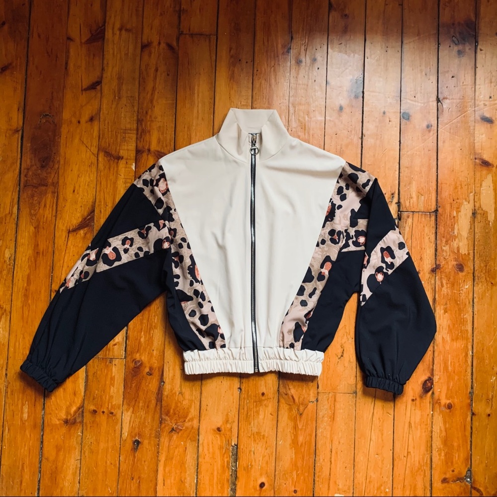 Boohoo Windbreaker Leopard print 90s hip hop NWOT